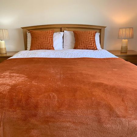 Gower Getaway - Parking & Ensuite Суонси Экстерьер фото